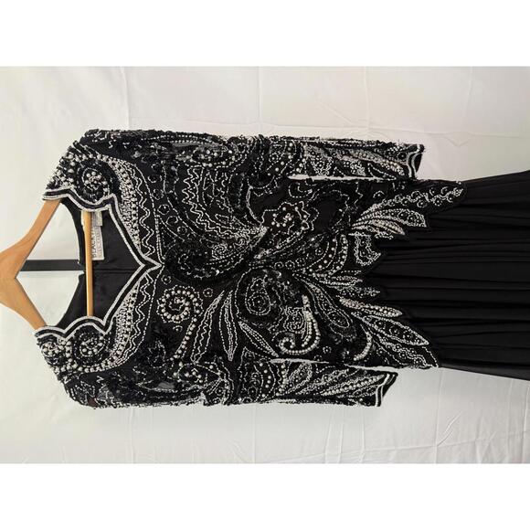 Blacktie by E.G. Cassini Black and Silver Beaded Evening Dress Medium - Picture 6 of 7